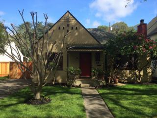 1617 42nd St, Sacramento CA  95819-4021 exterior