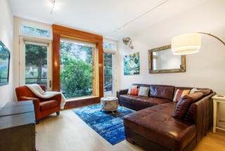 618 7 Ave, Brooklyn NY  11217-3650 exterior