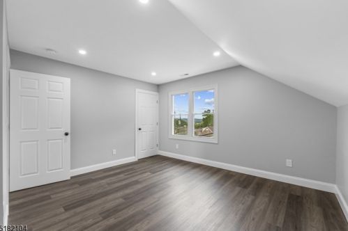 156 Barnert Ave, Paterson NJ  07512-1640 exterior