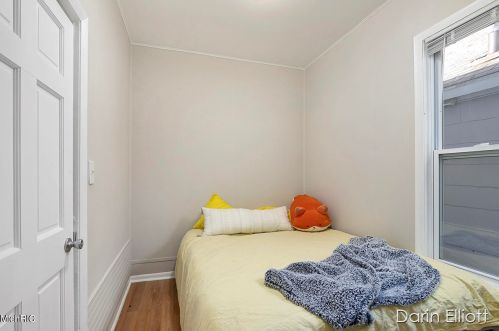 1037 Jennette, Grand Rapids MI 49504-4143 exterior