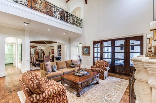 1 Bretton Woods Way, Dallas TX 75220-3808 exterior