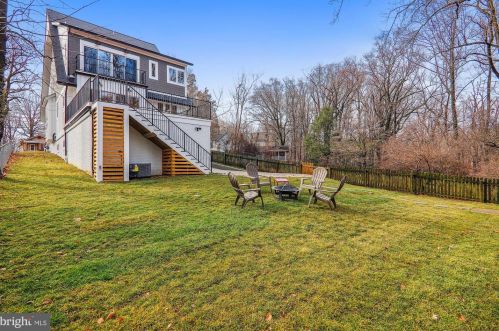 106 Geneva Ave, Silver Spring MD  20910-5105 exterior