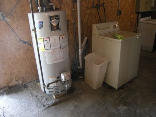 9860 Avenue, Chicago IL  60617 exterior