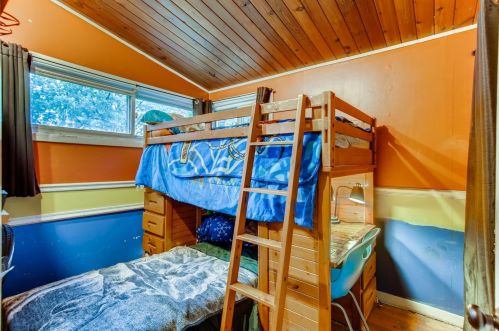 711 Morris Ave, Hillside IL 60162-1132 exterior