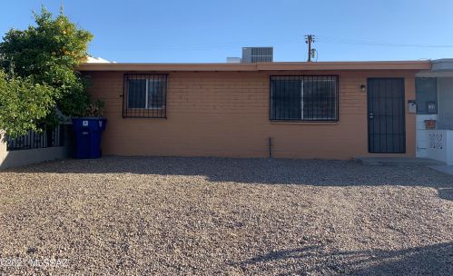1110 Kentucky St, Tucson, AZ 85714-3227