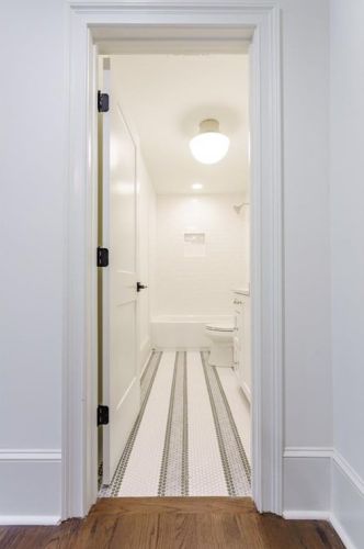 5666 Long Island Dr, Atlanta GA  30327-4842 exterior