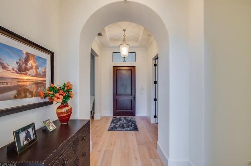 2252 Residence Cir, Naples, FL 34105-3098