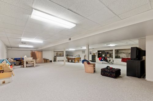 6461 Longmeadow Ave, Chicago IL 60712-3205 exterior