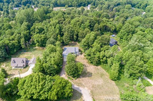 3429 113th Ave, Allegan MI  49010-8301 exterior