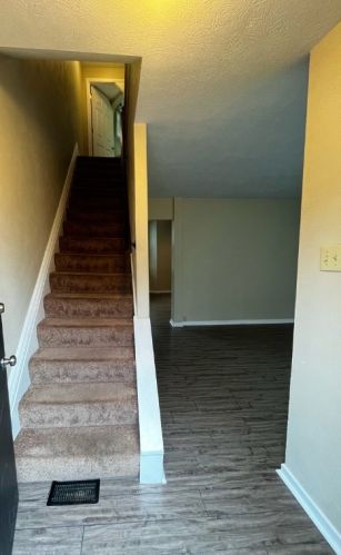 374 Main St, Pittsburgh PA  15201-1760 exterior