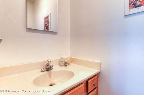 92 Washington St, Locust NJ 07760-1432 exterior