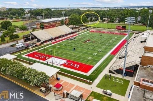 1528 Cambridge Ave, Atlanta GA 30337-2110 exterior