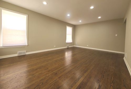 6217 Nagle Ave, Chicago IL  60638-4207 exterior