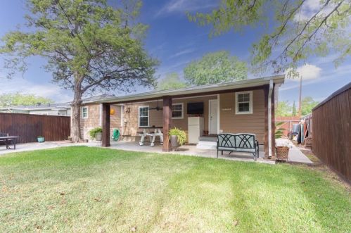 2810 Altman Dr, Irving TX 75062-4229 exterior