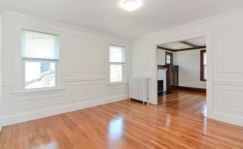 2142 Commonwealth Ave, Newton MA 02465-2914 exterior