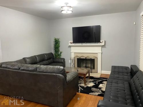 1006 Hubbard St, Atlanta GA  30310-3136 exterior