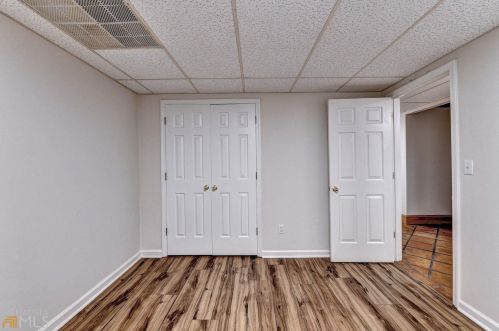 8388 Lake Dr, Lithonia GA  30039-5724 exterior