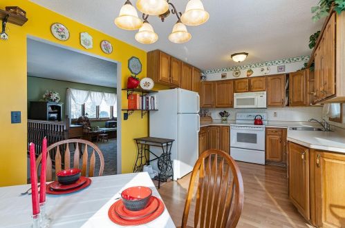 614 1 Ave, Sartell MN 56377-1126 exterior