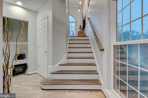 3405 Governors Crest Ct, Alexandria VA  22310-2337 exterior