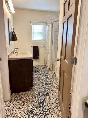 1172 Dale Ave, Meskegon MI 49441-2209 exterior