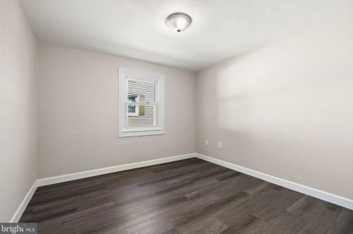 86 Florence Ave, Chester PA 19014-2127 exterior