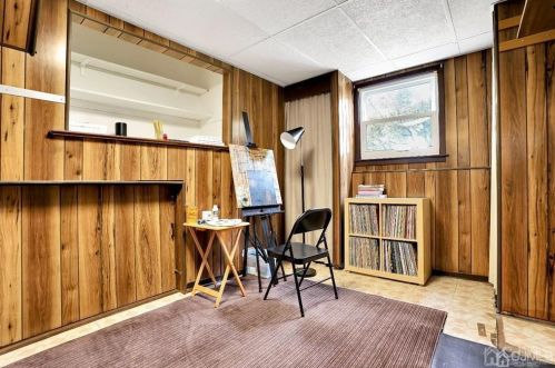 12 Pne St, Edison NJ 08817-4743 exterior