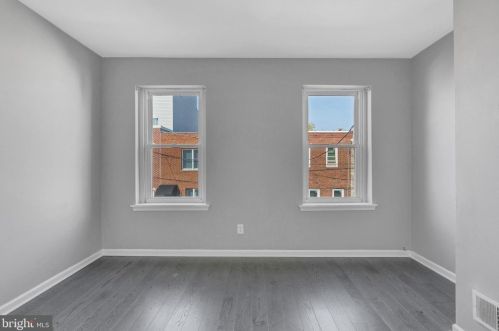 2022 Manton St, Philadelphia PA  19146-4328 exterior