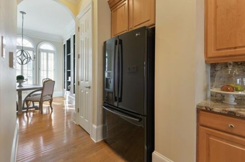 2594 Brookhaven Chase Ln, Atlanta GA 30319-3479 exterior