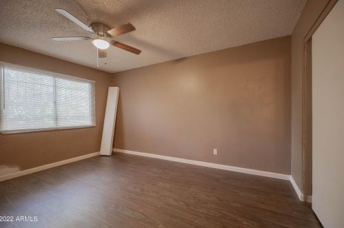 4265 67th Dr, Phoenix AZ  85033-8247 exterior