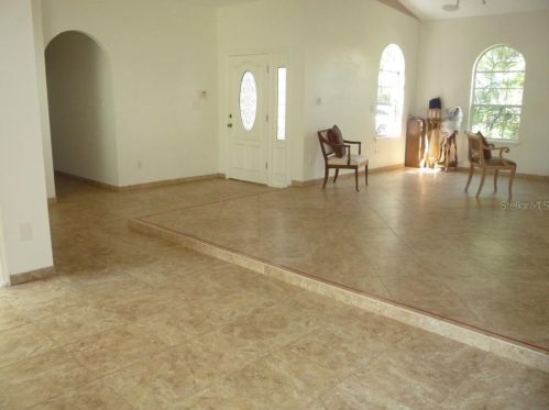 4039 Golfside Dr, Orlando FL 32808-3005 exterior