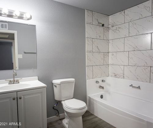 1621 73 Ave, Phoenix AZ 85033-1325 exterior