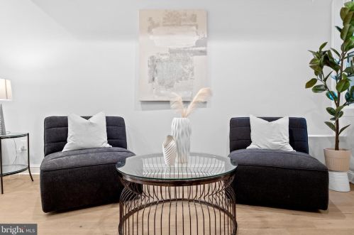 541 22nd St, Philadelphia PA  19130-3130 exterior