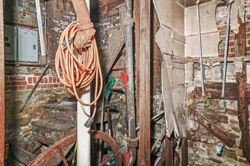 1918 Kedzie Ave, Chicago IL 60805-1646 exterior