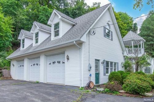 1687 County Rd 565, Wantage NJ 07461-4809 exterior