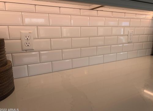 21514 58th St, Phoenix AZ 85018-4609 exterior