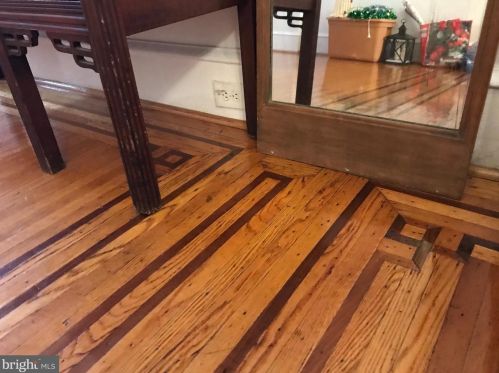 912 Catharine St, Philadelphia PA 19143-2624 exterior