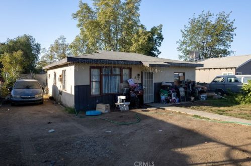 515 Crawford St, Bakersfield, CA 93305-2607