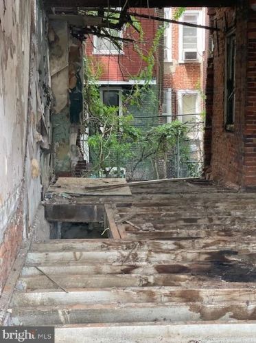 2744 22nd St, Philadelphia PA  19132-2601 exterior