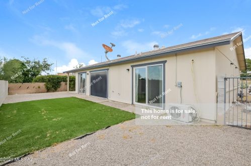 7005 Camino De Ln Tierra, Tucson AZ 85705-1008 exterior