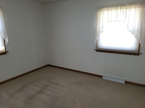 8237 New Jersey Ave, Milwaukee WI 53220-1641 exterior