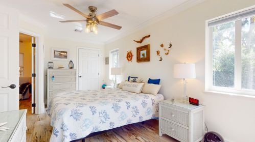 1590 Underwood Ave, Fort Pierce FL  34953-2586 exterior