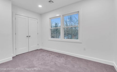 722 Green Valley Rd, Jackson Twp NJ  08527-2942 exterior