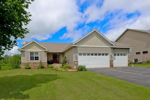 2258 Coldwater Xing, Mayer, MN 55360-2107