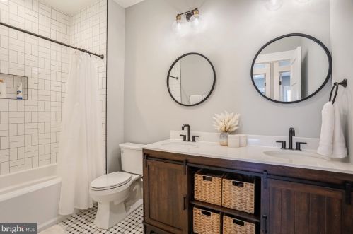 219 Morgan St, Washington DC  20001-1217 exterior