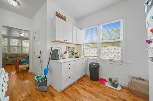 4856 Winchester Ave, Chicago IL 60609-4847 exterior