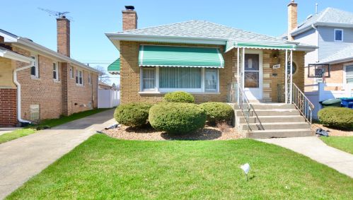 9416 Avers Ave, Chicago, IL 60805-2007