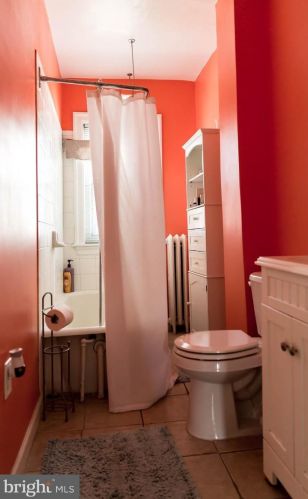 168 Fountain St, Philadelphia PA 19127-1923 exterior