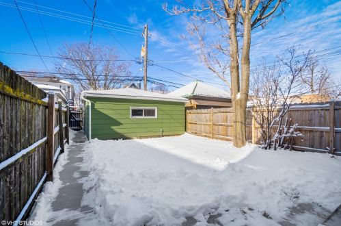 4032 Francisco Ave, Chicago IL 60618-2602 exterior