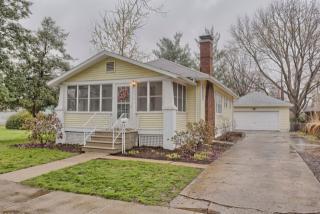 1010 Columbia Ave, Champaign, IL 61821-2740