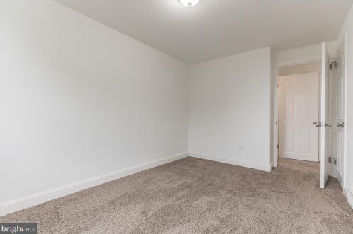 1043 Tremont Dr, Manor PA 19036-1520 exterior